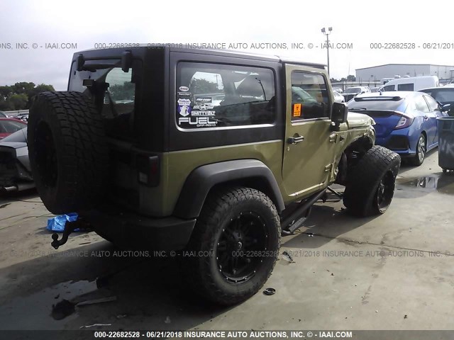 1C4AJWAG7DL658094 - 2013 JEEP WRANGLER SPORT أخضر صورة 4