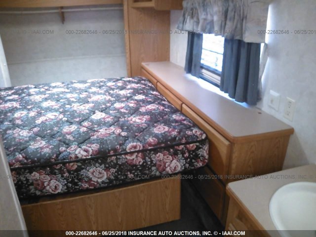 4YDF2852XX4050515 - 1999 KEYSTONE MONTANA WHITE photo 7