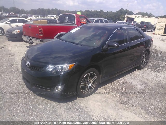 4T1BF1FK9DU259571 - 2013 TOYOTA CAMRY L/SE/LE/XLE 黑色 照片 2