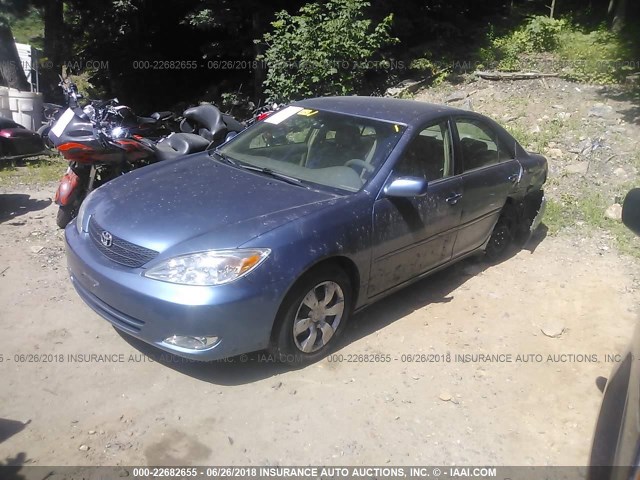 4T1BE32K82U577733 - 2002 TOYOTA CAMRY LE/XLE/SE 蓝色 照片 2