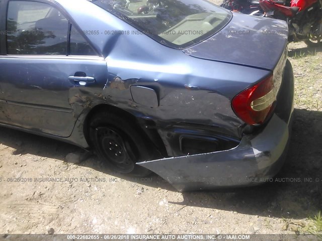 4T1BE32K82U577733 - 2002 TOYOTA CAMRY LE/XLE/SE 蓝色 照片 6
