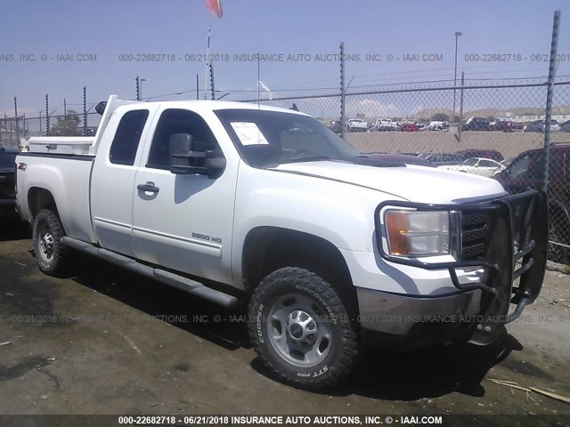 1GT220CG5CZ120694 - 2012 GMC SIERRA K2500 SLE WHITE photo 1