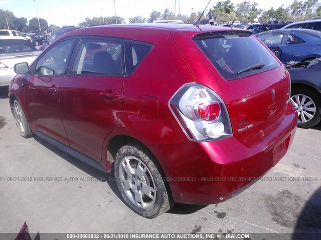 5Y2SP6E04AZ411477 - 2010 PONTIAC VIBE RED photo 3