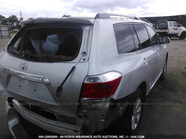 5TDZA3EH5BS008194 - 2011 TOYOTA HIGHLANDER SE SILVER photo 4