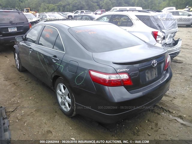 4T1BE46K17U077095 - 2007 TOYOTA CAMRY NEW GENERAT CE/LE/XLE/SE GRAY photo 3
