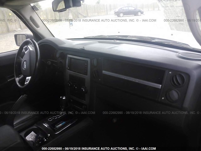 1J8HH48KX8C134526 - 2008 JEEP COMMANDER SPORT 灰色 照片 5