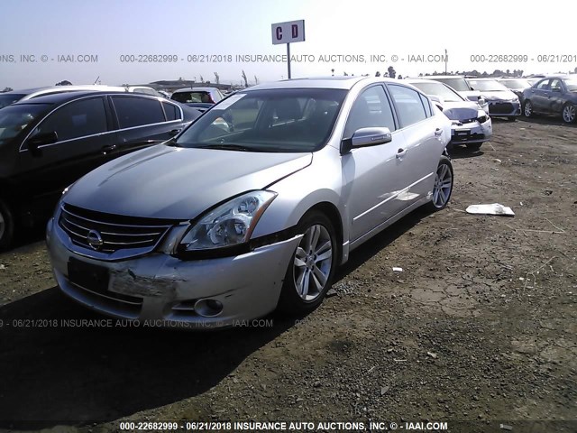 1N4BL2AP7AN506684 - 2010 NISSAN ALTIMA SR SILVER photo 2