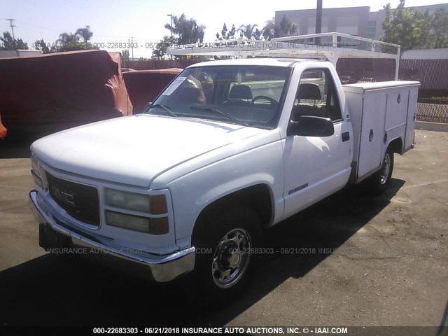 1GDGC34R9WF024962 - 1998 GMC SIERRA C3500 WHITE photo 2