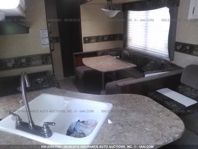 5ZT2TRSB6BB500866 - 2011 FOREST RIVER TRACER 26BHS  Krem foto 5