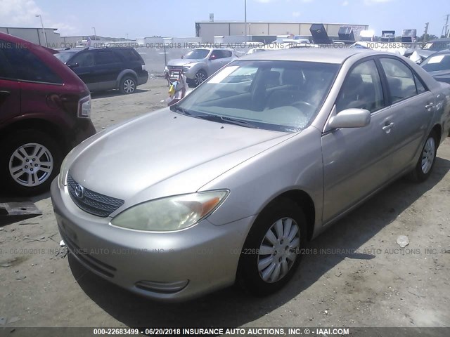JTDBE32K920136978 - 2002 TOYOTA CAMRY LE/XLE/SE ოქროსფერი ფოტო 6