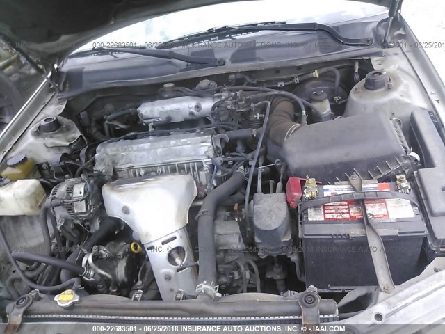 JT2BG22K610595817 - 2001 TOYOTA CAMRY CE/LE/XLE SILVER photo 10