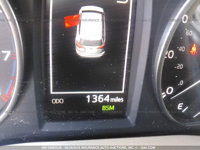 JTMRFREV8JJ723900 - 2018 TOYOTA RAV4 ADVENTURE/XLE 白色 照片 7