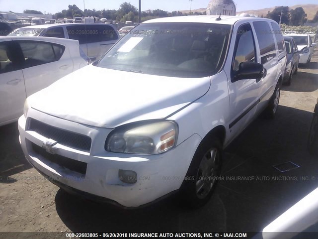 1GNDV13118D168223 - 2008 CHEVROLET UPLANDER WHITE photo 2