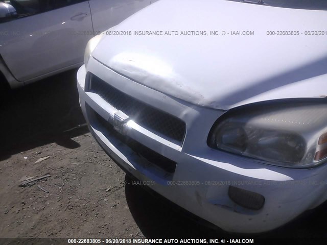 1GNDV13118D168223 - 2008 CHEVROLET UPLANDER WHITE photo 6