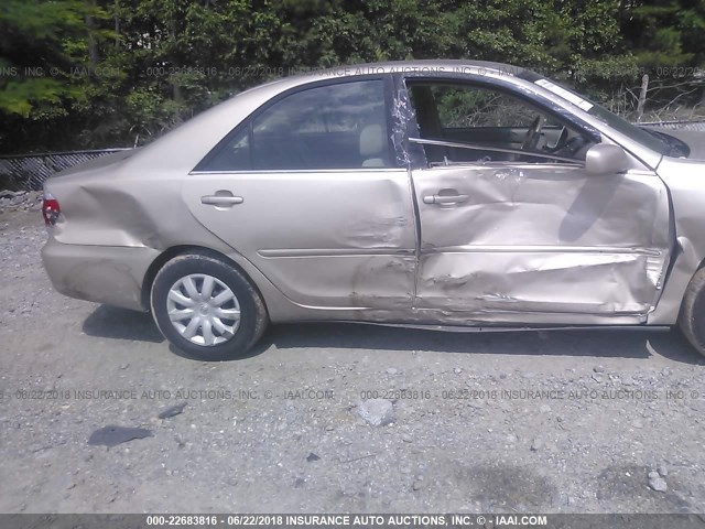 4T1BE32K35U980832 - 2005 TOYOTA CAMRY LE/XLE/SE 金色 照片 6