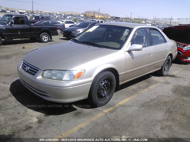 JT2BG22K7Y0432510 - 2000 TOYOTA CAMRY CE/LE/XLE ოქროსფერი ფოტო 2