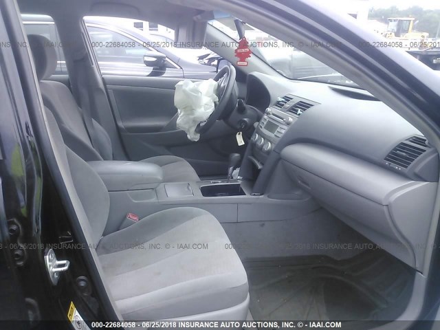 4T1BF3EK4AU536152 - 2010 TOYOTA CAMRY SE/LE/XLE BLACK photo 5