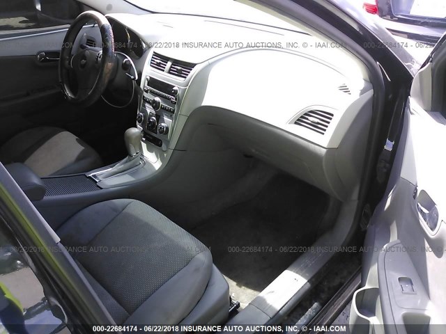 1G1ZB5E00CF305399 - 2012 CHEVROLET MALIBU LS Qara foto 5