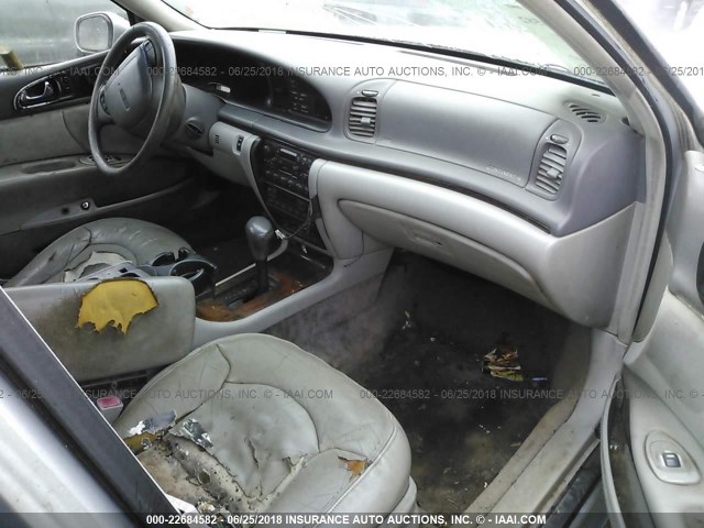 1LNLM97V5VY648283 - 1997 LINCOLN CONTINENTAL  银色 照片 5