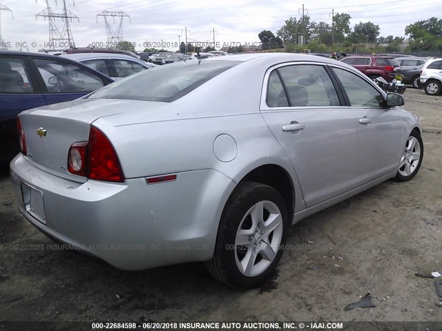 1G1ZG57B094253616 - 2009 CHEVROLET MALIBU LS SILVER photo 4