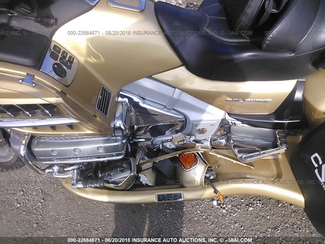 1HFSC47F06A507586 - 2006 HONDA GL1800 GOLD photo 9