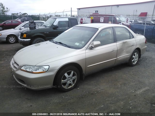 JHMCG6690YC026947 - 2000 HONDA ACCORD SE GOLD photo 2