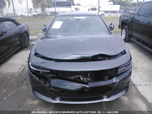 2C3CDXCT7JH223492 - 2018 DODGE CHARGER R/T GRAY photo 6