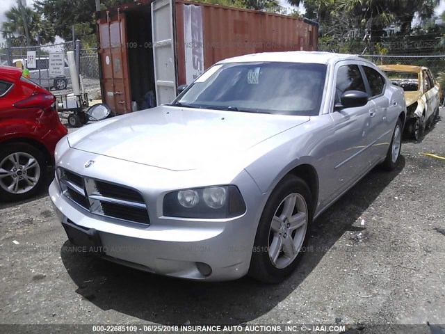 2B3KA33G98H236705 - 2008 DODGE CHARGER SXT SILVER photo 2