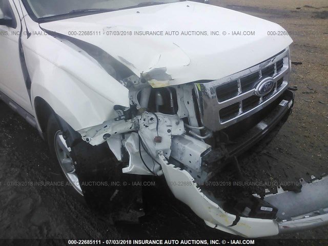 1FMCU04G09KB93580 - 2009 FORD ESCAPE LIMITED WHITE photo 6