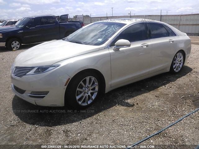 3LN6L2LU8GR602260 - 2016 LINCOLN MKZ HYBRID CREAM photo 2