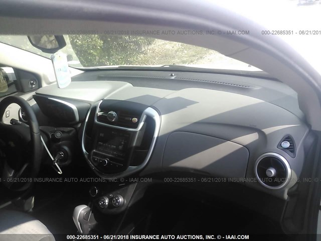 1G1JB5SH0H4172427 - 2017 CHEVROLET SONIC LS 白色 照片 5