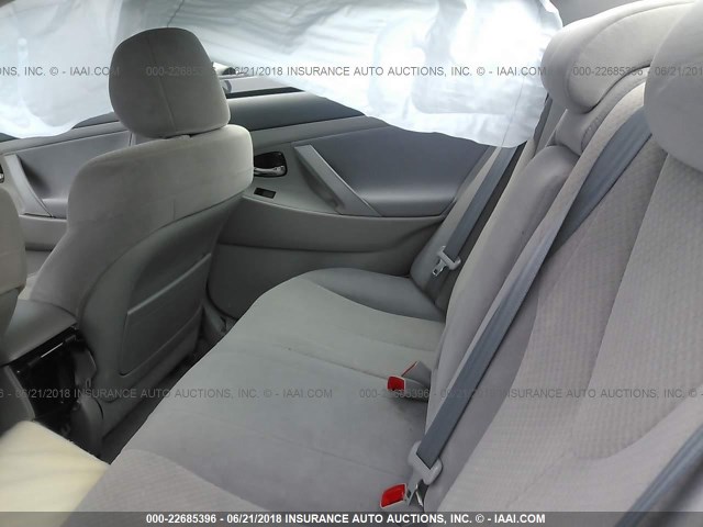 4T1BE46K28U237745 - 2008 TOYOTA CAMRY CE/LE/XLE/SE SILVER photo 8