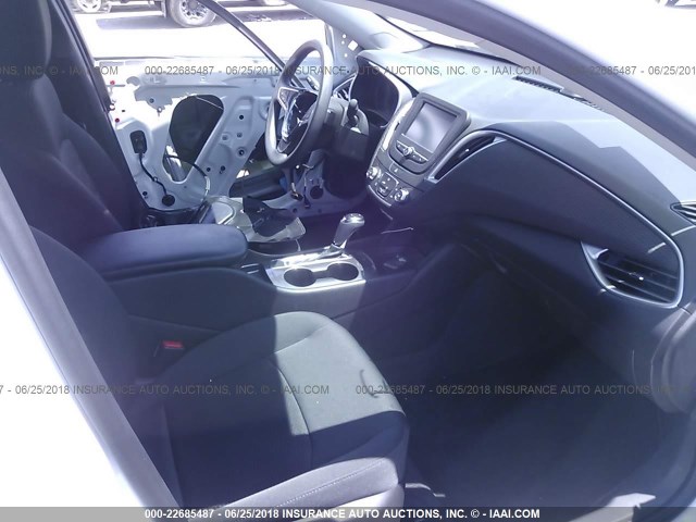 1G1ZB5ST5GF343845 - 2016 CHEVROLET MALIBU LS WHITE photo 5