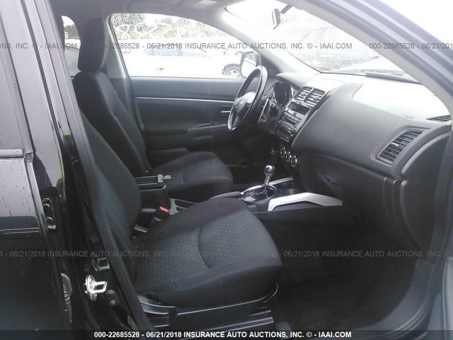 JA4AR4AU1CZ004765 - 2012 MITSUBISHI OUTLANDER SPORT SE BLACK photo 5