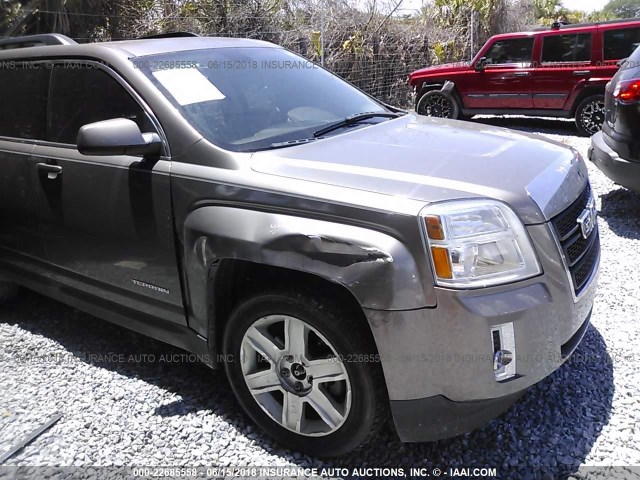 2CTALFEW1A6271125 - 2010 GMC TERRAIN SLT BROWN photo 6