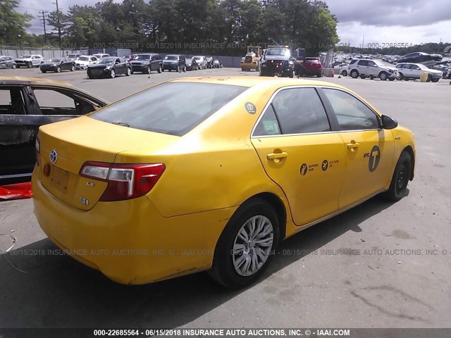 4T1BD1FK9EU114652 - 2014 TOYOTA CAMRY HYBRID/LE/XLE ყვითელი ფოტო 4