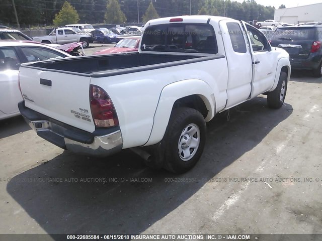 5TETU62N36Z308804 - 2006 TOYOTA TACOMA PRERUNNER ACCESS CAB WHITE photo 4