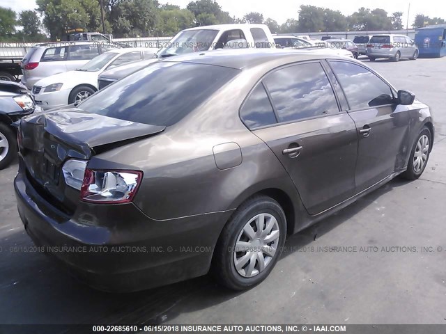 3VW2K7AJXBM102888 - 2011 VOLKSWAGEN JETTA S BROWN photo 4