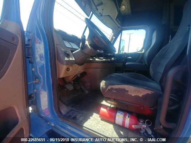 1FUJGLDR4BSBA8081 - 2011 FREIGHTLINER CASCADIA 125  Unknown photo 5