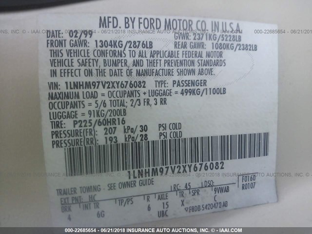 1LNHM97V2XY676082 - 1999 LINCOLN CONTINENTAL  奶油色 照片 9