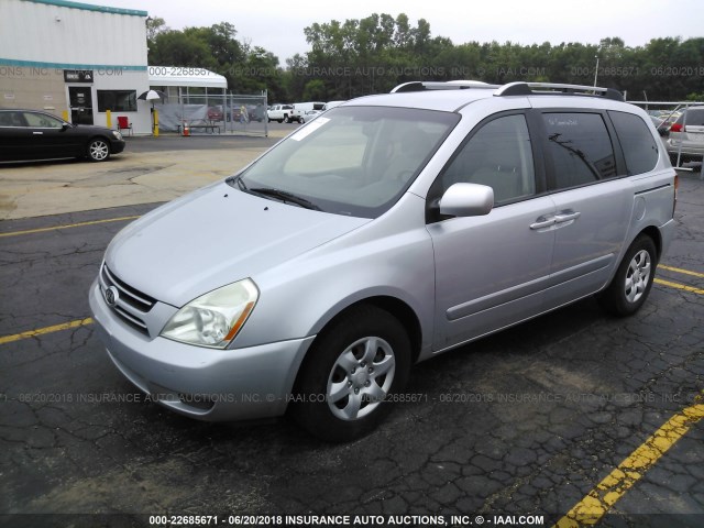 KNDMB133X76126672 - 2007 KIA SEDONA EX/LX SILVER photo 2