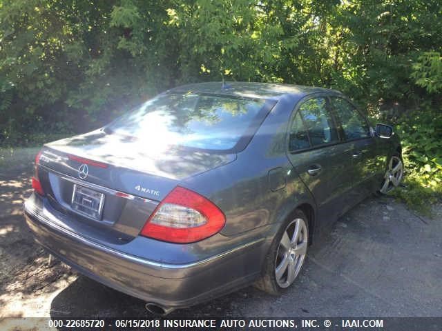 WDBUF87X67X221152 - 2007 MERCEDES-BENZ E 350 4MATIC GRAY photo 4