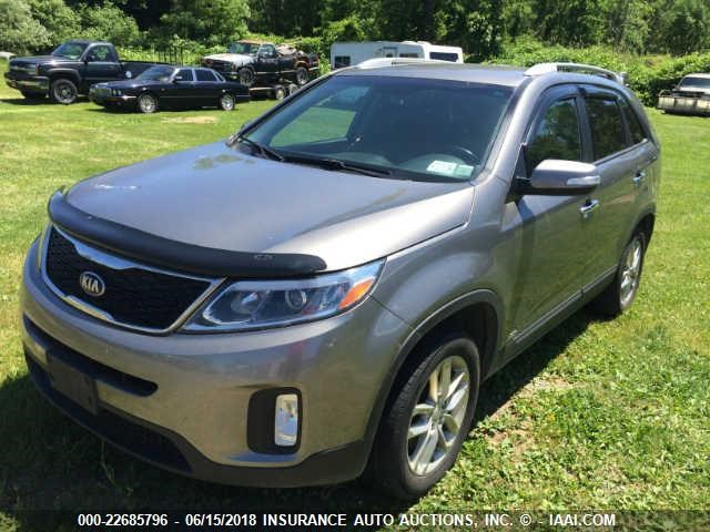 5XYKTCA68EG483629 - 2014 KIA SORENTO LX GRAY photo 2