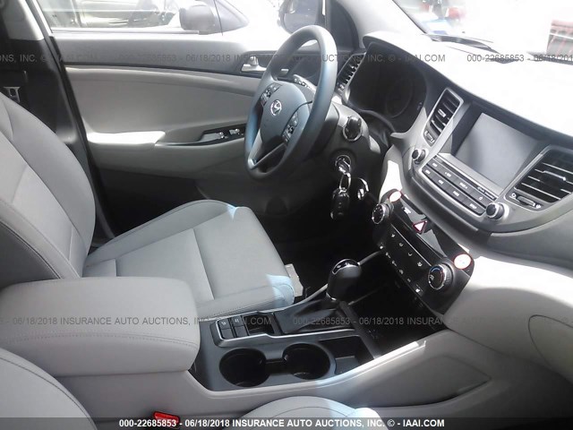 KM8J33A48JU670383 - 2018 HYUNDAI TUCSON LIMITED/SPORT AND ECO/SE WHITE photo 5
