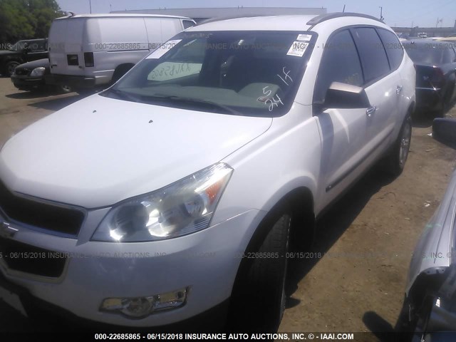 1GNLREED7AS123254 - 2010 CHEVROLET TRAVERSE LS WHITE photo 2