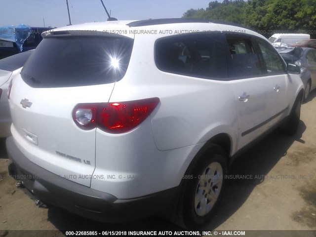 1GNLREED7AS123254 - 2010 CHEVROLET TRAVERSE LS WHITE photo 4