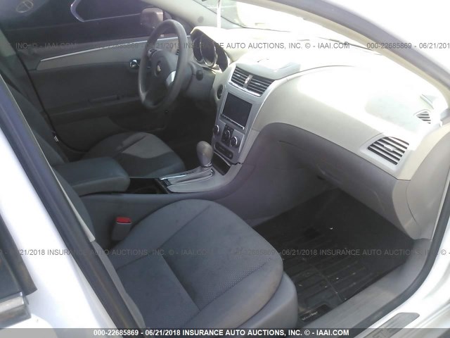 1G1ZG57B79F134028 - 2009 CHEVROLET MALIBU LS 白色 照片 5