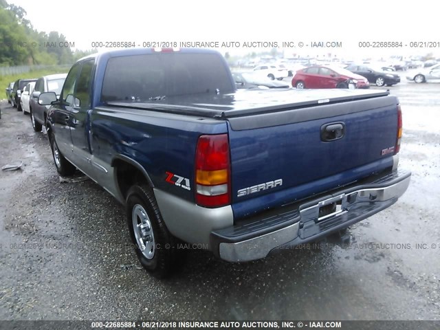 2GTEK19TX21276728 - 2002 GMC NEW SIERRA K1500 BLUE photo 3