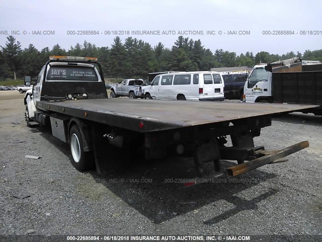 3FRWF6FC0BV145565 - 2011 FORD F650 SUPER DUTY WHITE photo 3