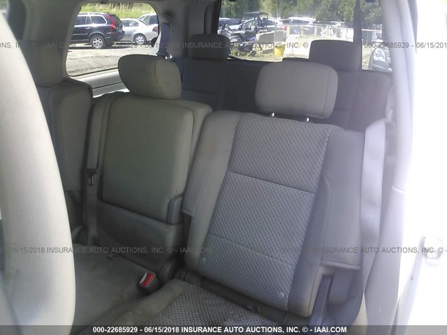 5N1AA08B24N735266 - 2004 NISSAN ARMADA SE/LE SILVER photo 8